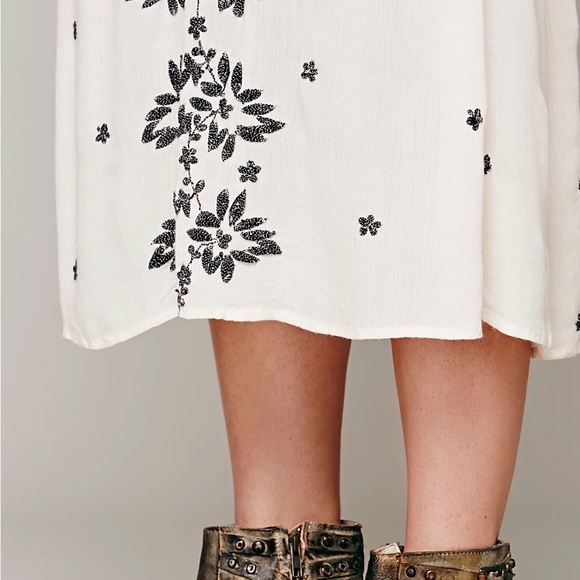 SOLD! - Picture 4 of 9